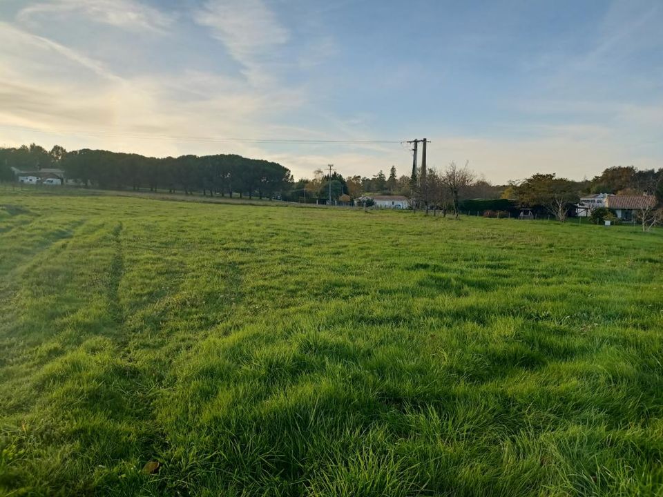 Helårsgrund i Courpignac, Charente-Maritime - foto 2