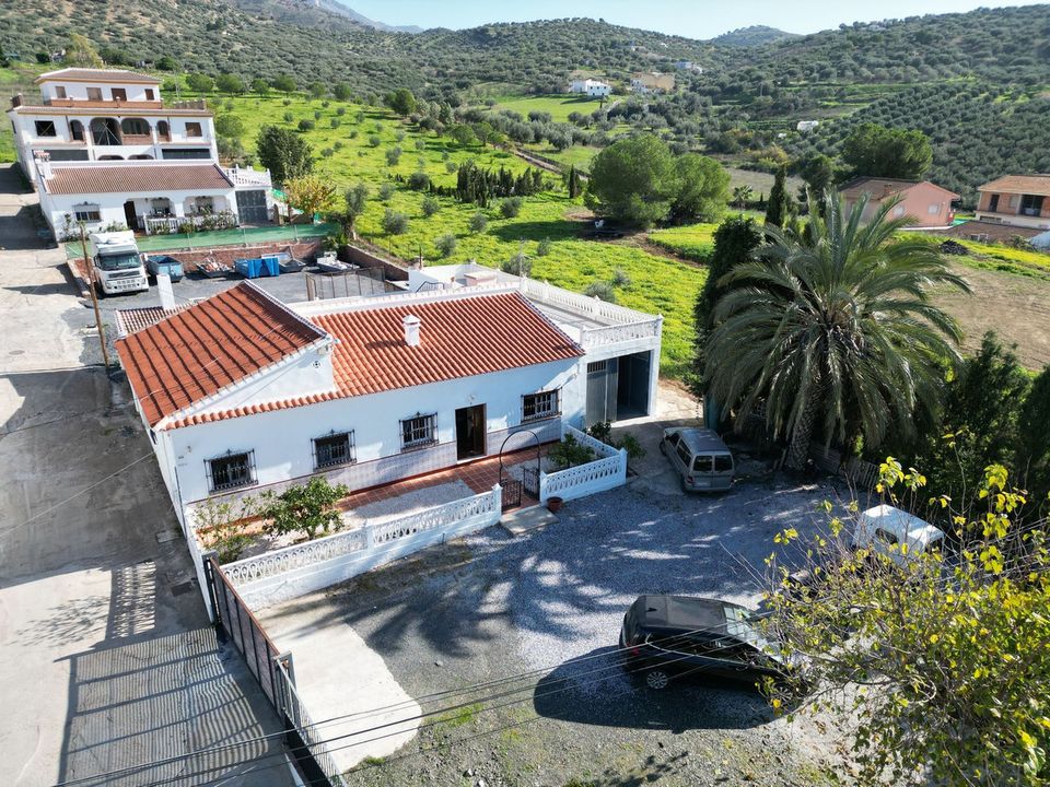 Villa i Alcaucin, Malaga - foto 2
