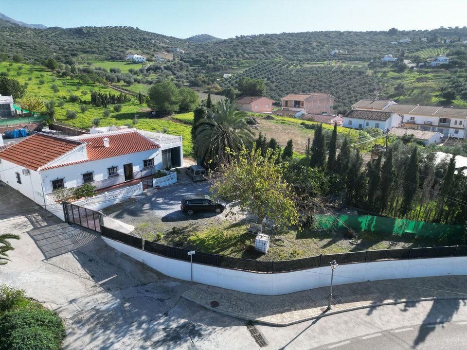 Villa i Alcaucin, Malaga - foto 4