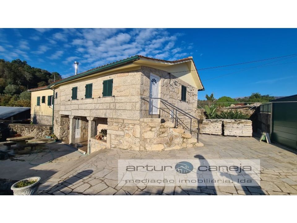 Farm i Arcos de Valdevez, Viana do Castelo - foto 1