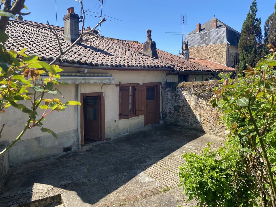 Villa a Bellac, Haute-Vienne - foto 1