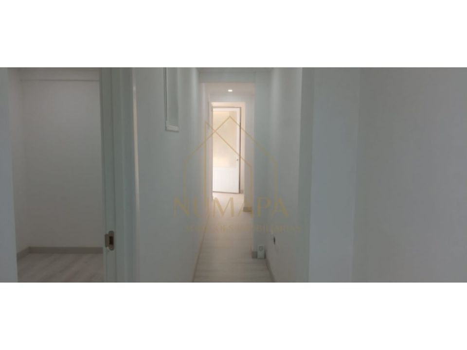 Erhvervsejendom i Corroios, Setubal - foto 4