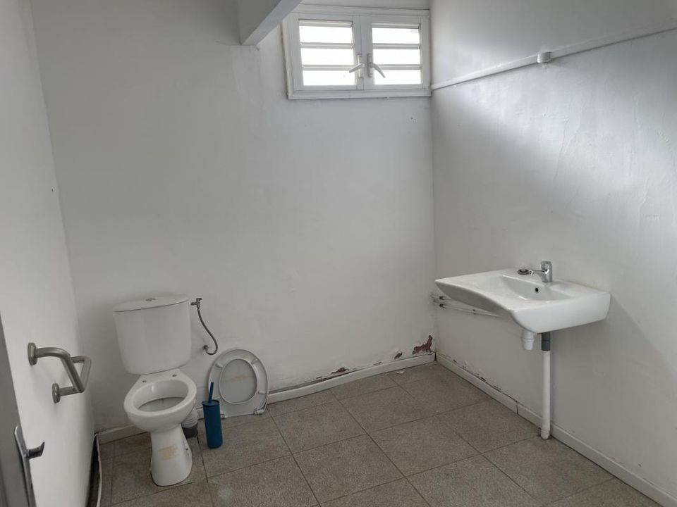 L'establiment comercial a Saint-Andre, La Reunion - foto 5