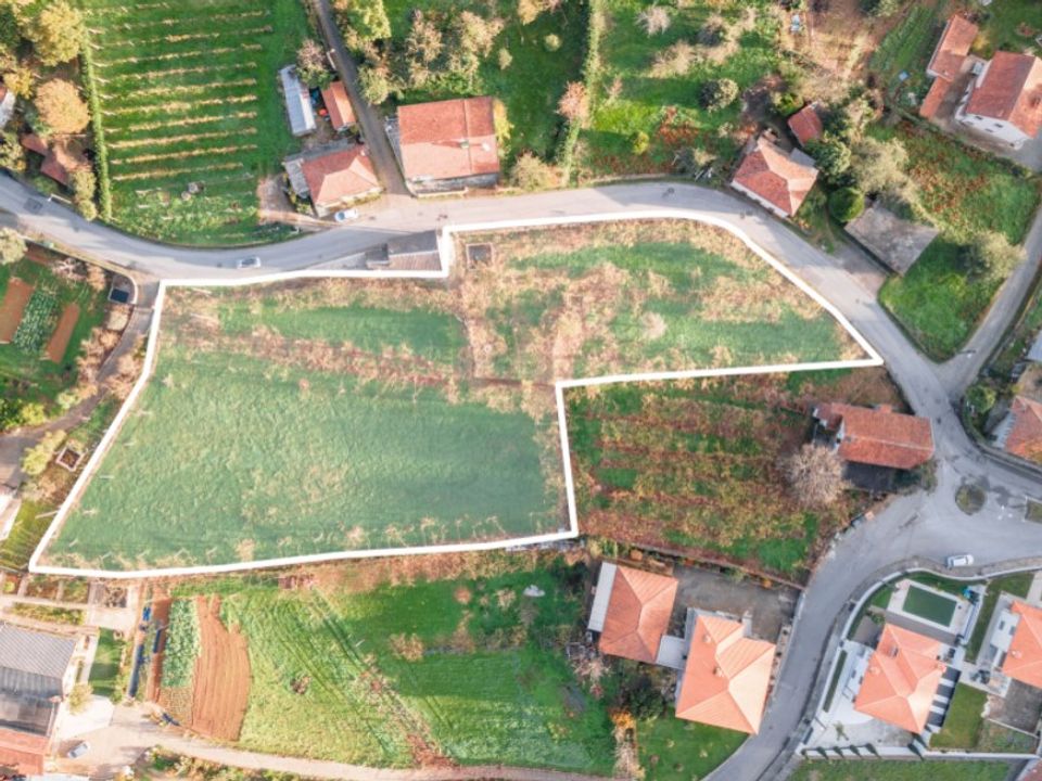 Helårsgrund i Amarante, Porto - foto 1