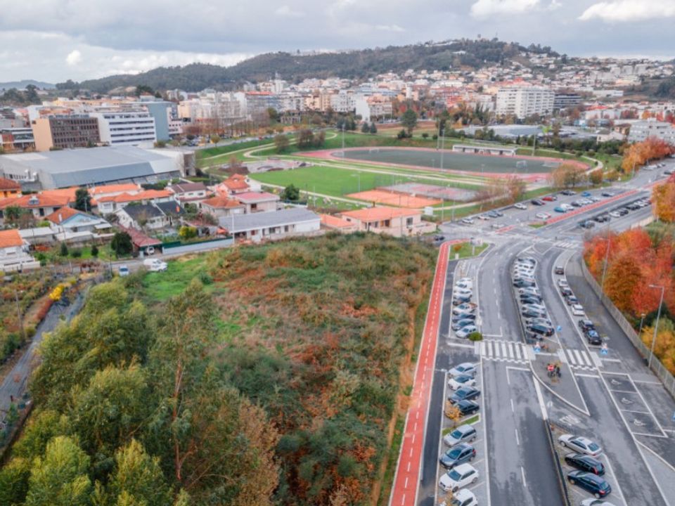 Helårsgrund i Felgueiras, Porto - foto 1