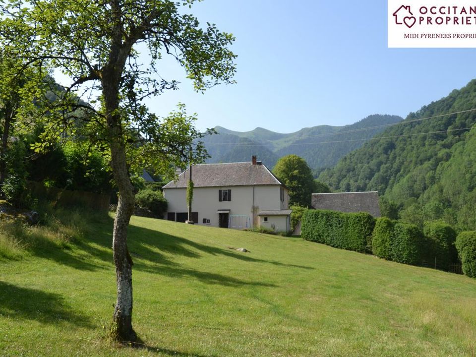 Villa in Aspet, Haute-Garonne - foto 1