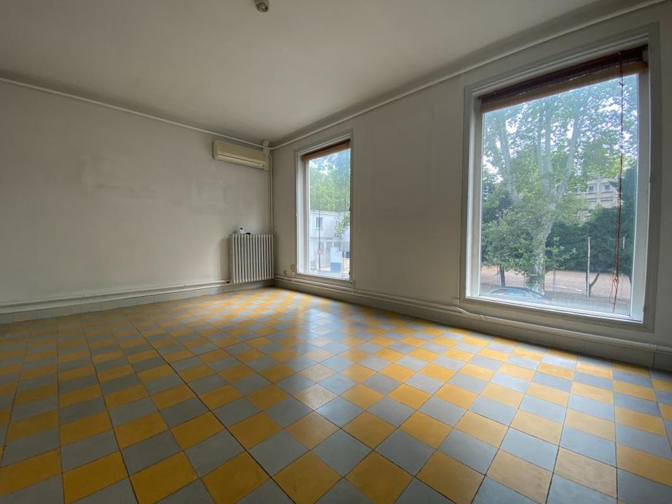 L'establiment comercial a Avignon, Vaucluse - foto 1