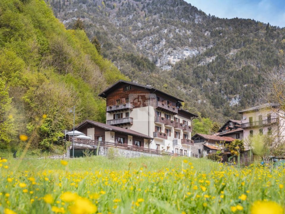 Erhvervsejendom i Ledro, Trento - foto 1
