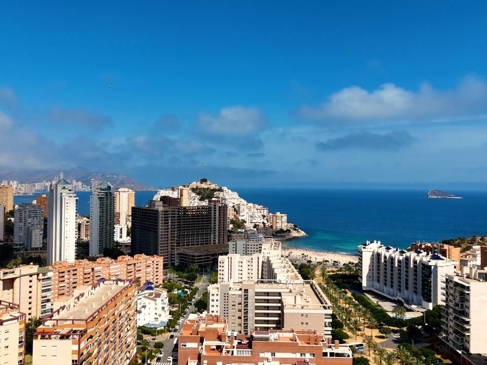 Lejlighed i Villajoyosa, Alicante - foto 1