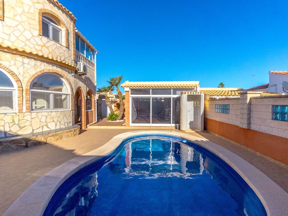 Villa i Orihuela, Alicante - foto 1