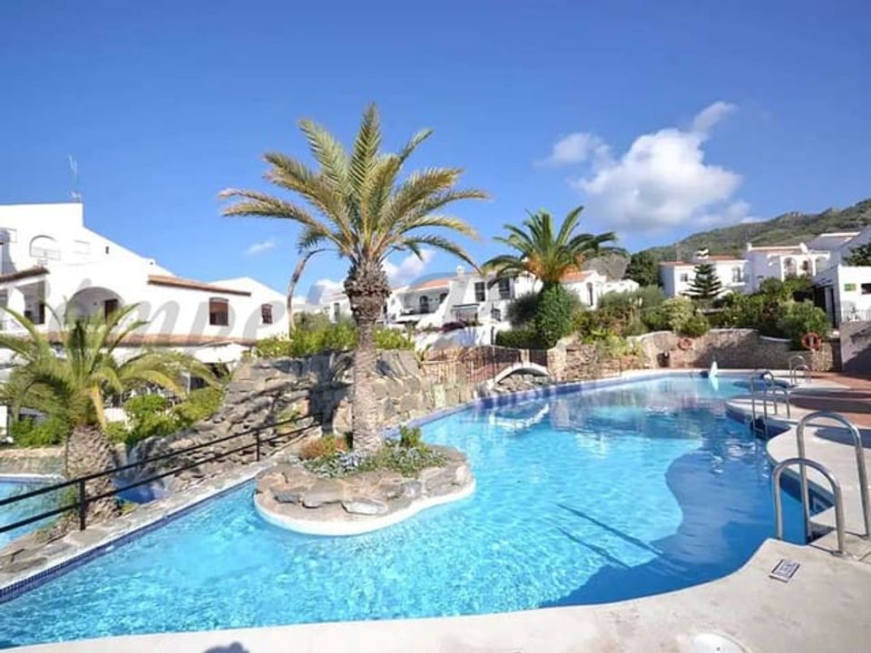 Lejlighed i Nerja, Malaga - foto 1