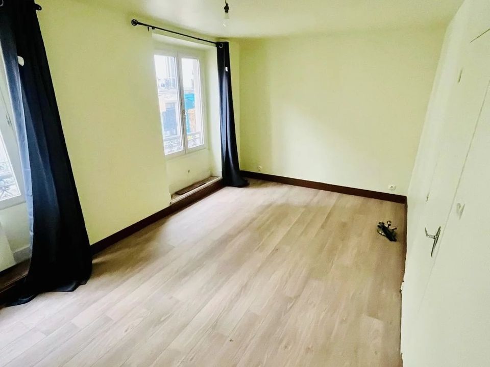 Erhvervsejendom i Montreuil, Seine-Saint-Denis - foto 4