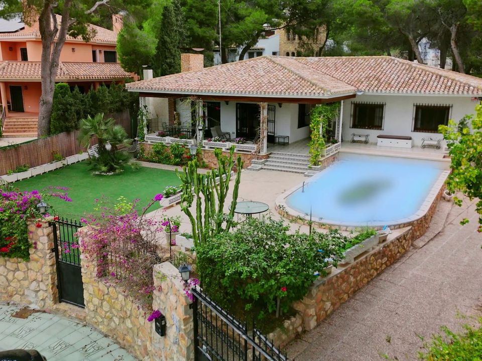 Villa i Dehesa De Campoamor, Alicante - foto 1