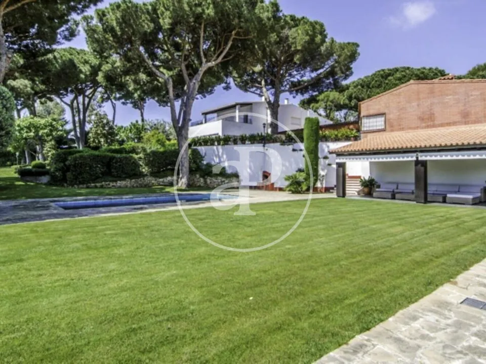 Villa i Sant Andreu De Llavaneres, Barcelona - foto 1