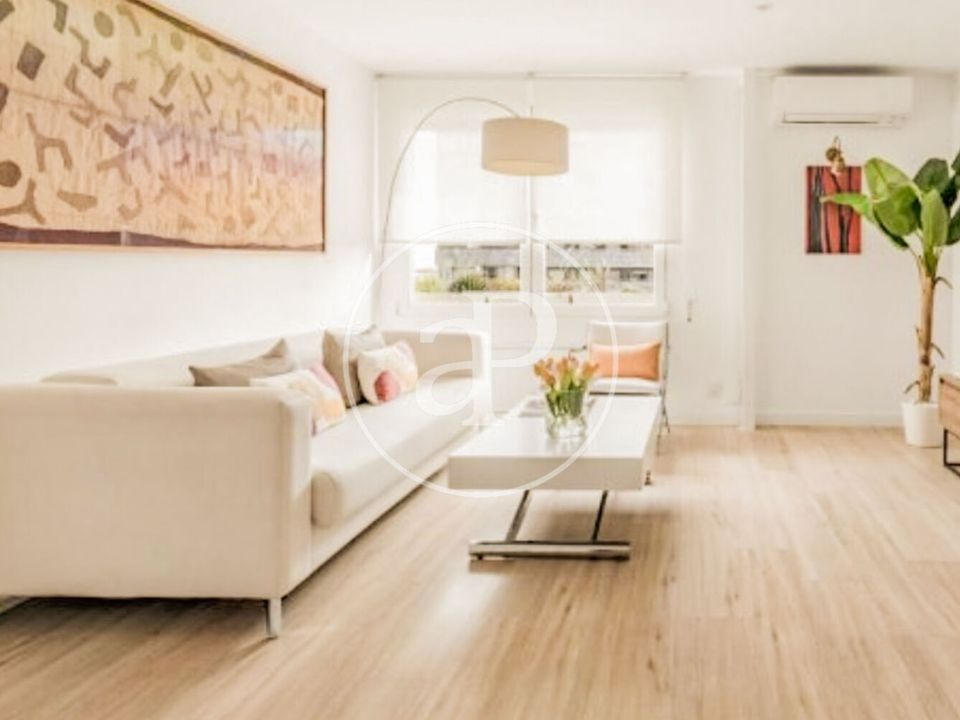 Duplex in Madrid, Madrid - photo 2