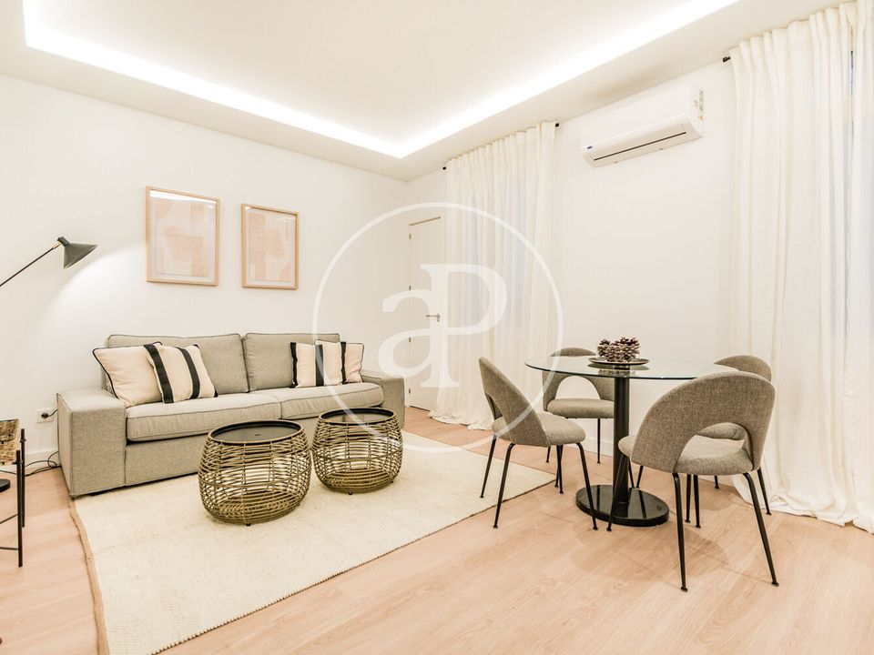 Apartment in Madrid, Madrid - photo 1