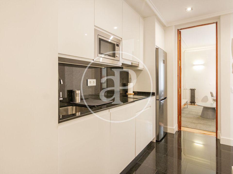 Apartment in Madrid, Madrid - photo 5