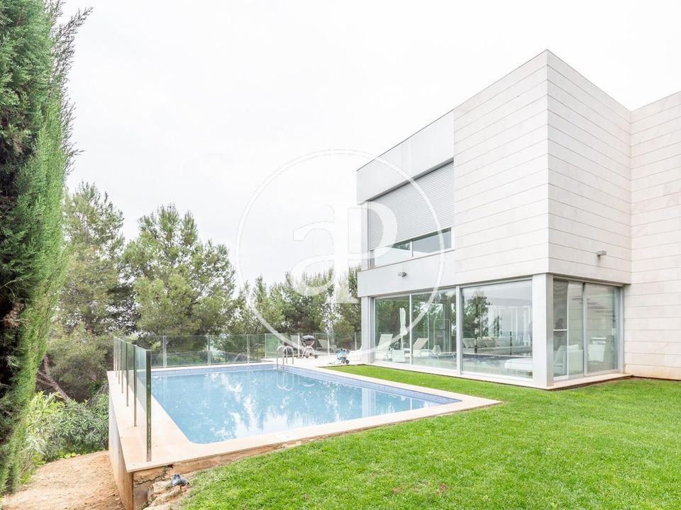 Villa i Chiva, Valencia - bilde 1