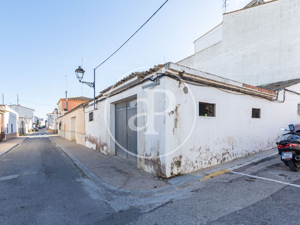 Helårsgrund i San Antonio De Benageber, Valencia - foto 2