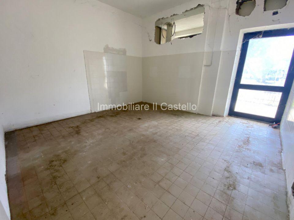 Propriedade comercial em Passignano Sul Trasimeno, Perugia - foto 3