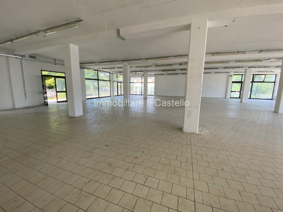 Propriedade comercial em Passignano Sul Trasimeno, Perugia - foto 5