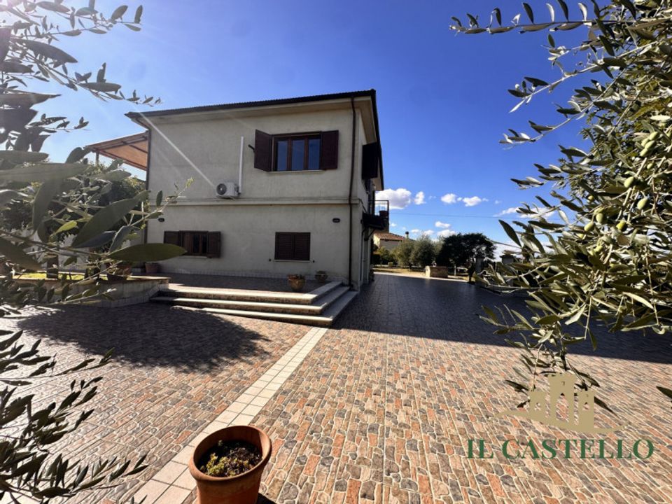 Villa a Castiglione del Lago, Perugia - foto 1
