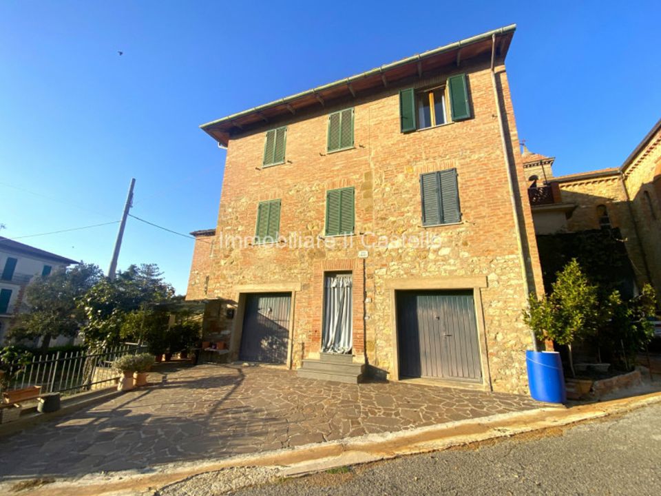 Rækkehus i Castiglione del Lago, Perugia - foto 1