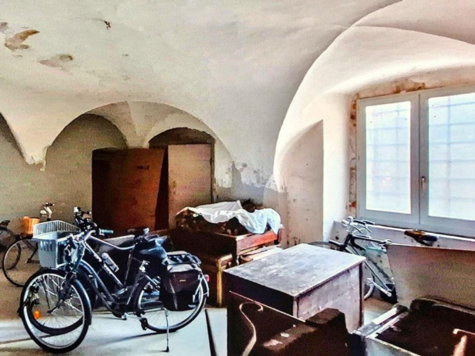 Næringseiendom i Foligno, Perugia - bilde 1