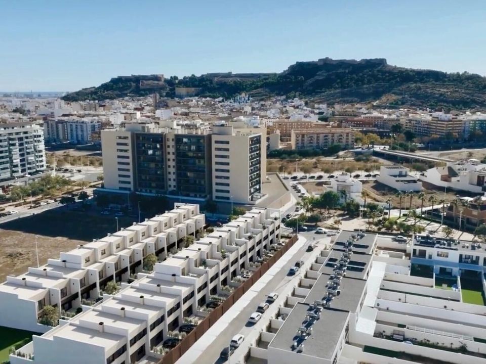 Rækkehus i Sagunto, Valencia - foto 1