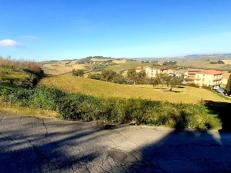 Helårsgrund i Montegranaro, Fermo - foto 2