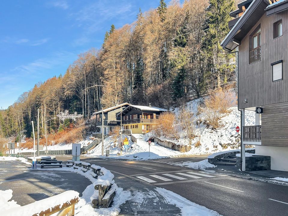 Træhytte i Arâches-la-Frasse, Haute-Savoie - foto 1