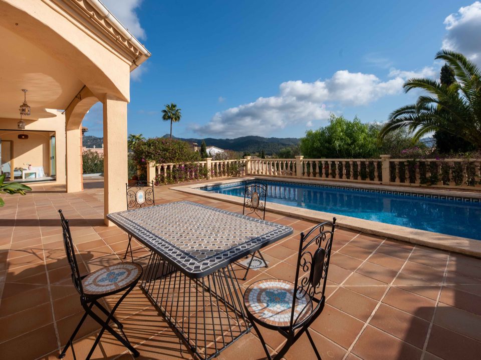 Villa in Es Capdella, Mallorca - foto 3