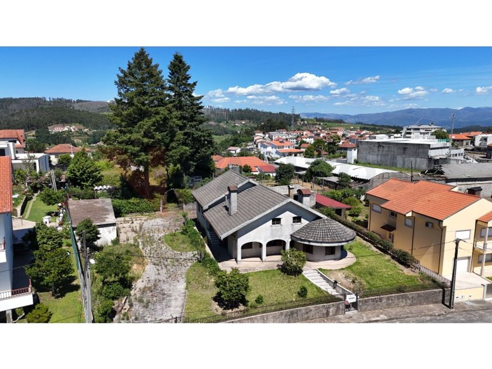 Villa i Felgueiras, Porto - bilde 1