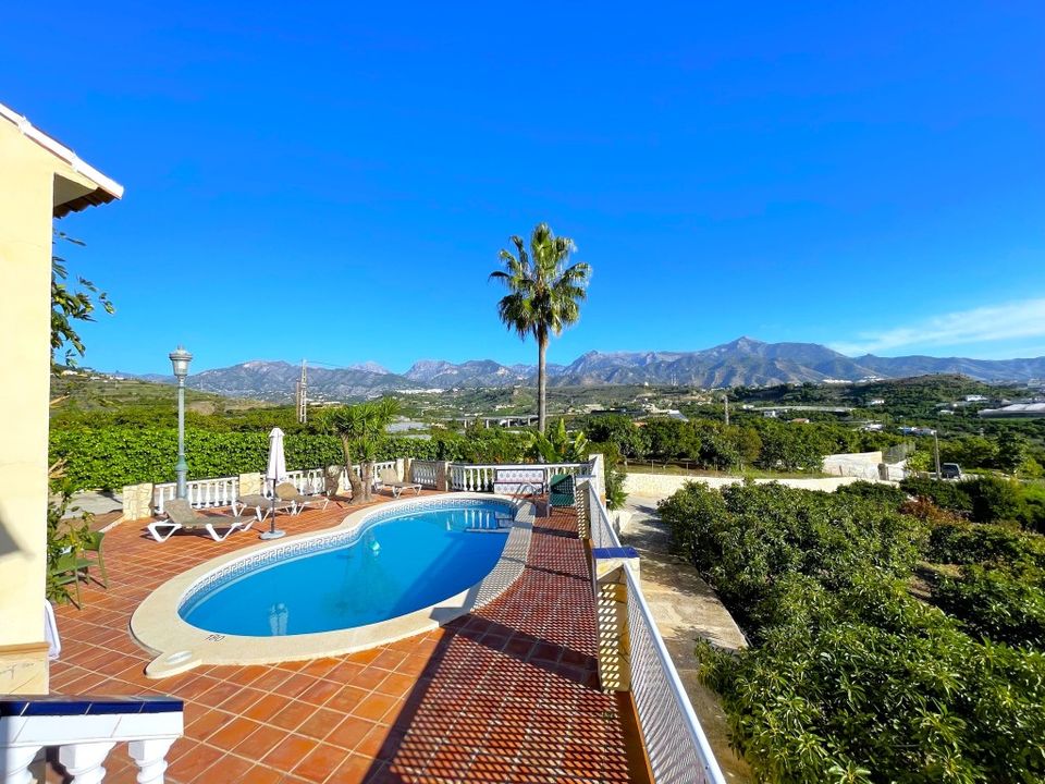 Villa i Nerja, Malaga - foto 5