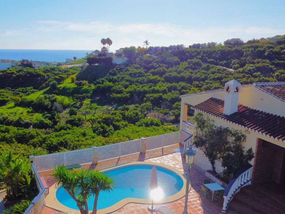 Villa i Nerja, Malaga - foto 2