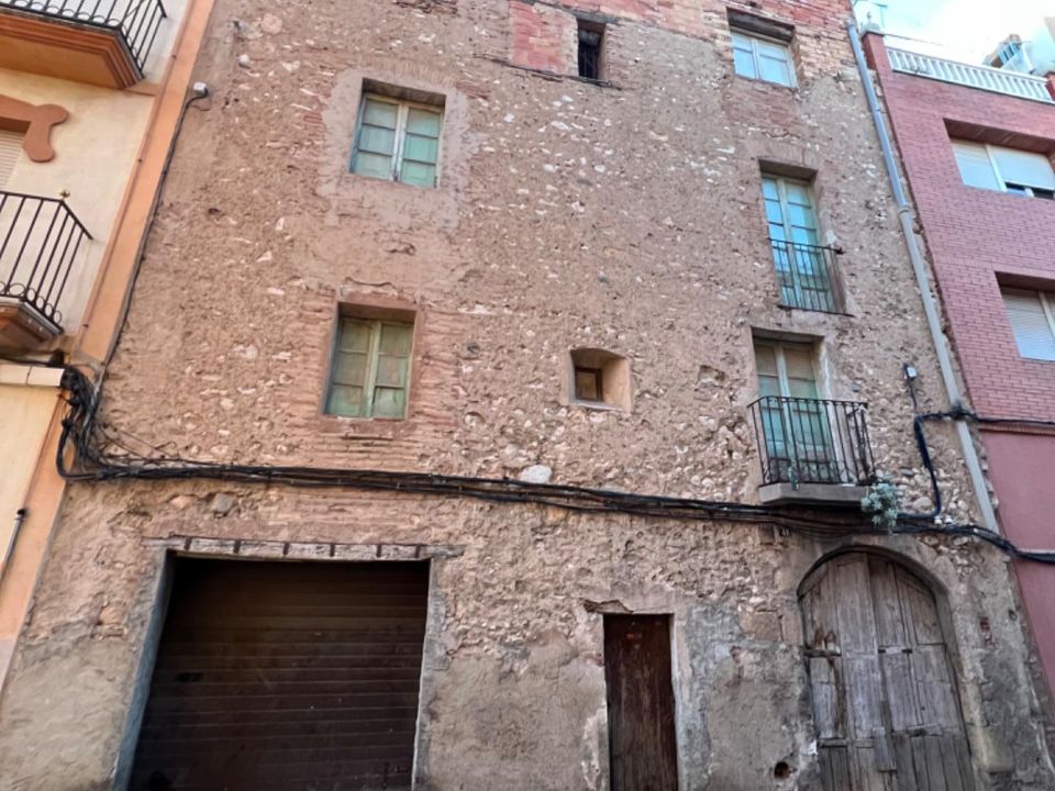 Næringseiendom i Constanti, Tarragona - bilde 1