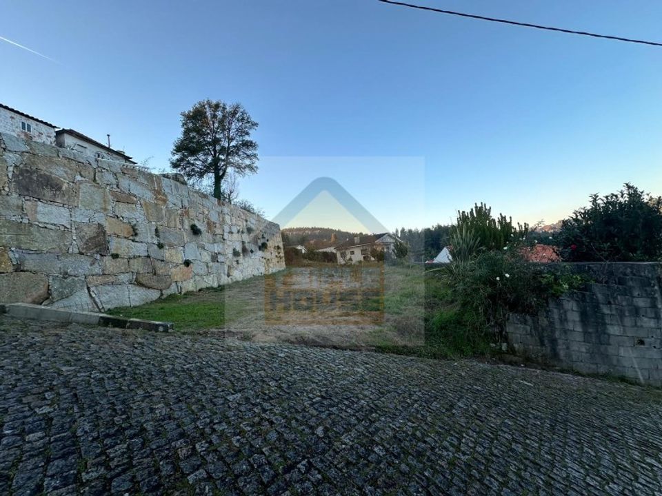 Helårsgrund i Paredes, Porto - foto 1