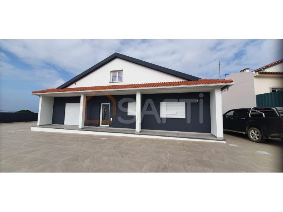 Villa i Atouguia da Baleia, Leiria - foto 1