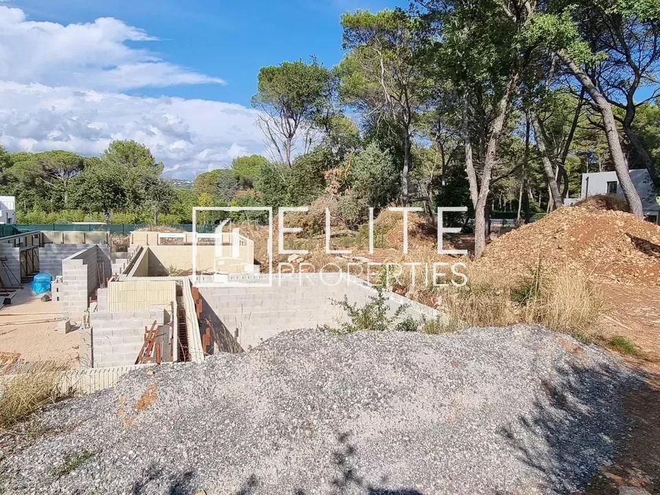 Helårsgrund i Mouans-Sartoux, Alpes-Maritimes - foto 5