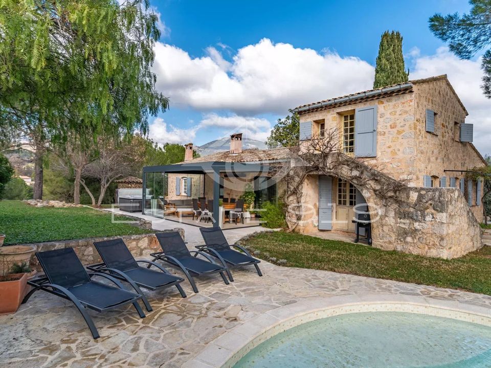 Villa i Le Rouret, Alpes-Maritimes - foto 2