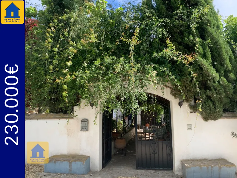 Landejendom i Baza, Granada - foto 1