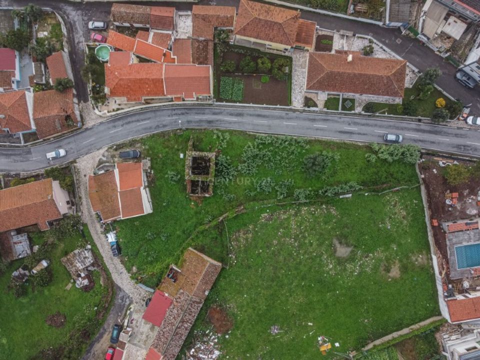 Helårsgrund i Cacem, Lisbon - foto 1