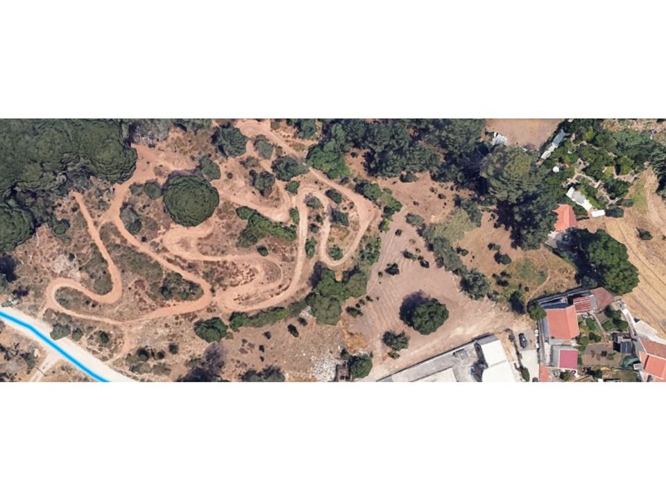 Helårsgrund i Bucelas, Lisbon - foto 2