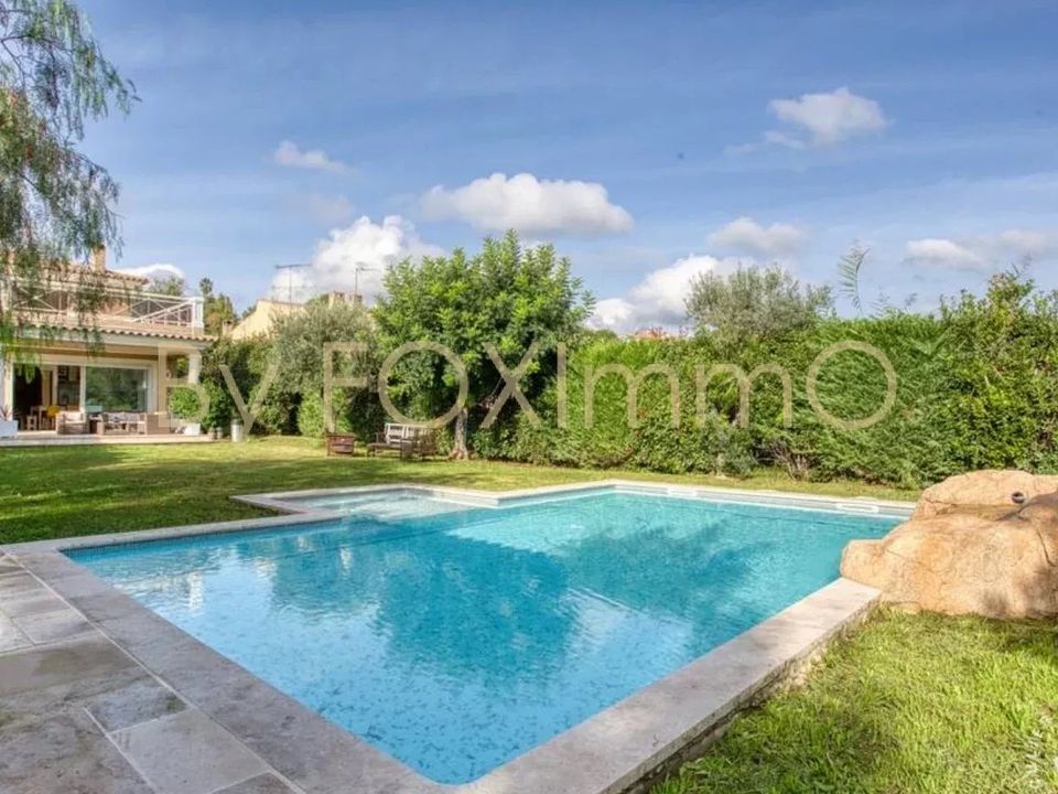 Villa i Antibes, Alpes-Maritimes - foto 1