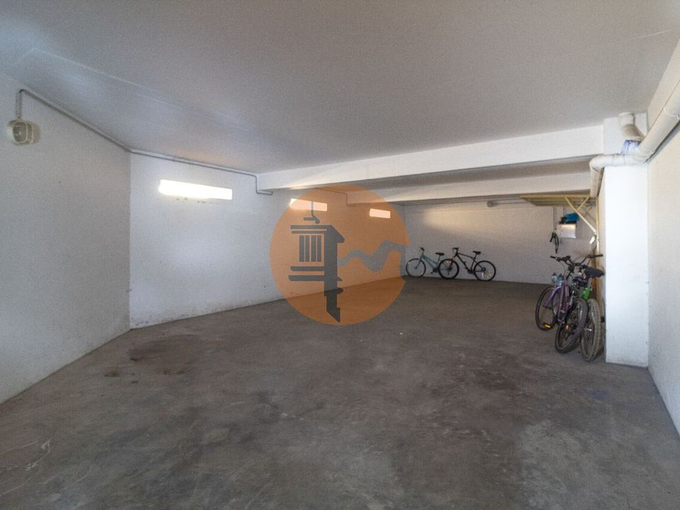 Garage i Vila Real de Santo Antonio, Faro - foto 1