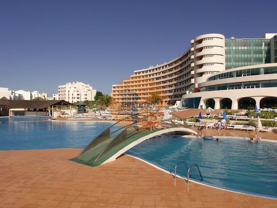 Erhvervsejendom i Olhos de Agua, Faro - foto 1