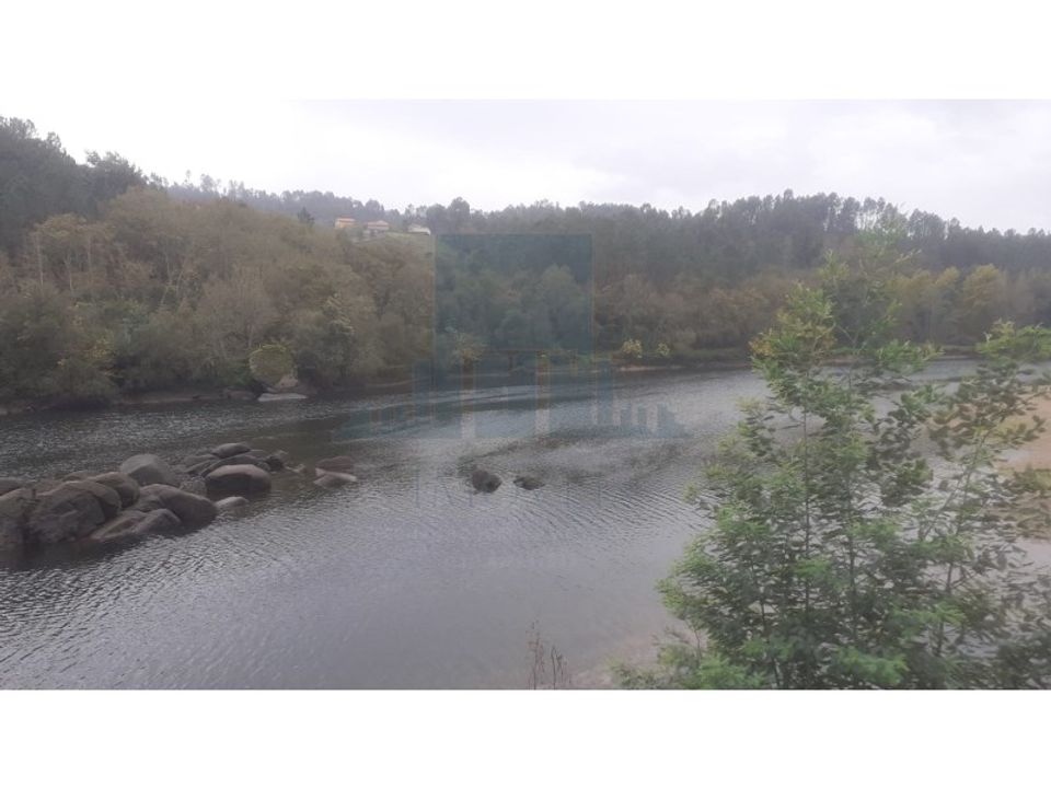 Erhvervsejendom i Amarante, Porto - foto 2