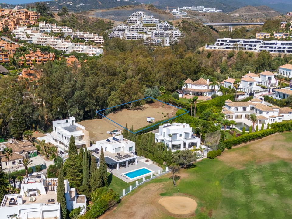 Helårsgrund i Marbella, Malaga - foto 2
