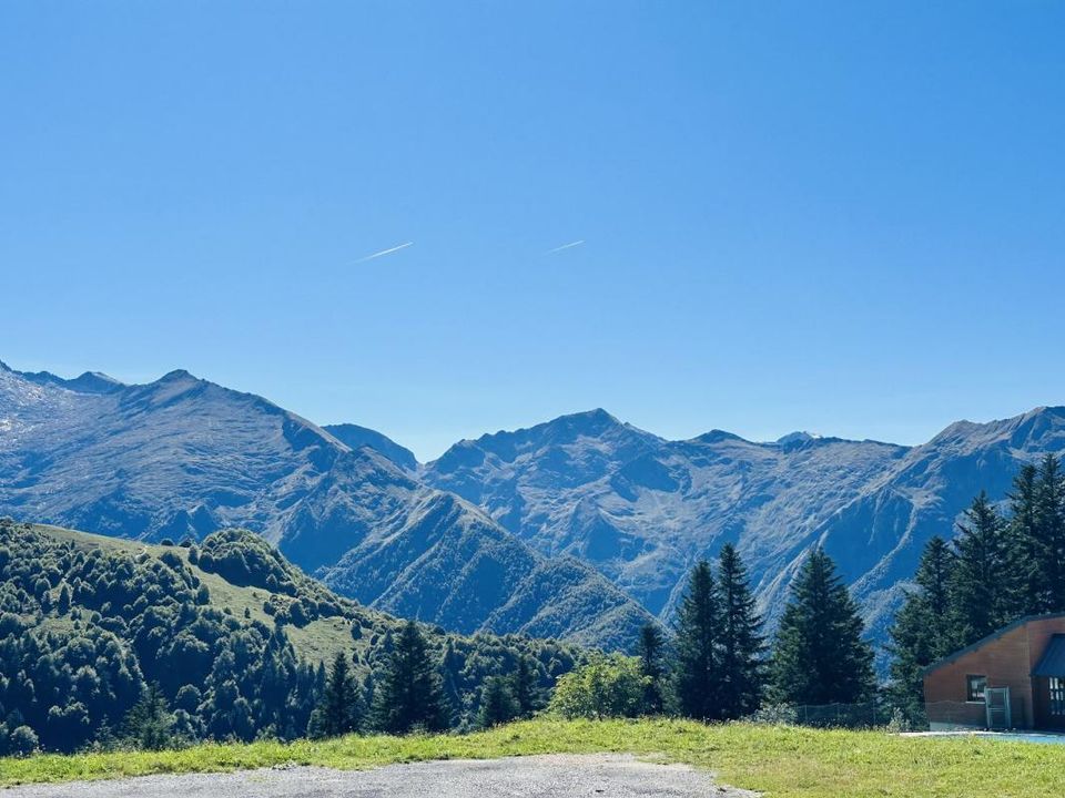 L'establiment comercial a Ustou, Ariege - foto 3