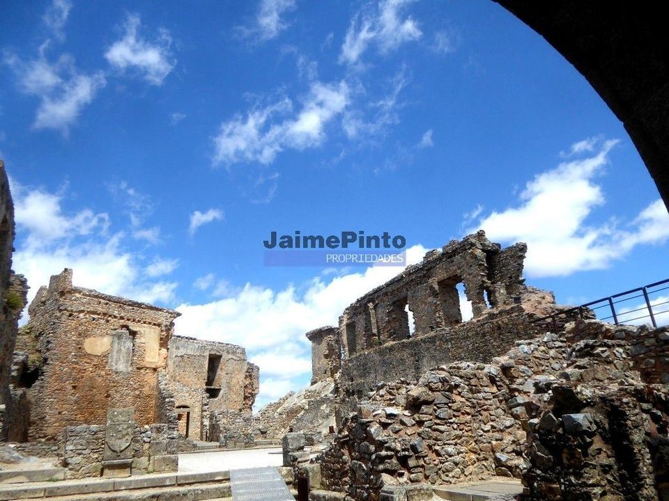Erhvervsejendom i Figueira de Castelo Rodrigo, Guarda - foto 4